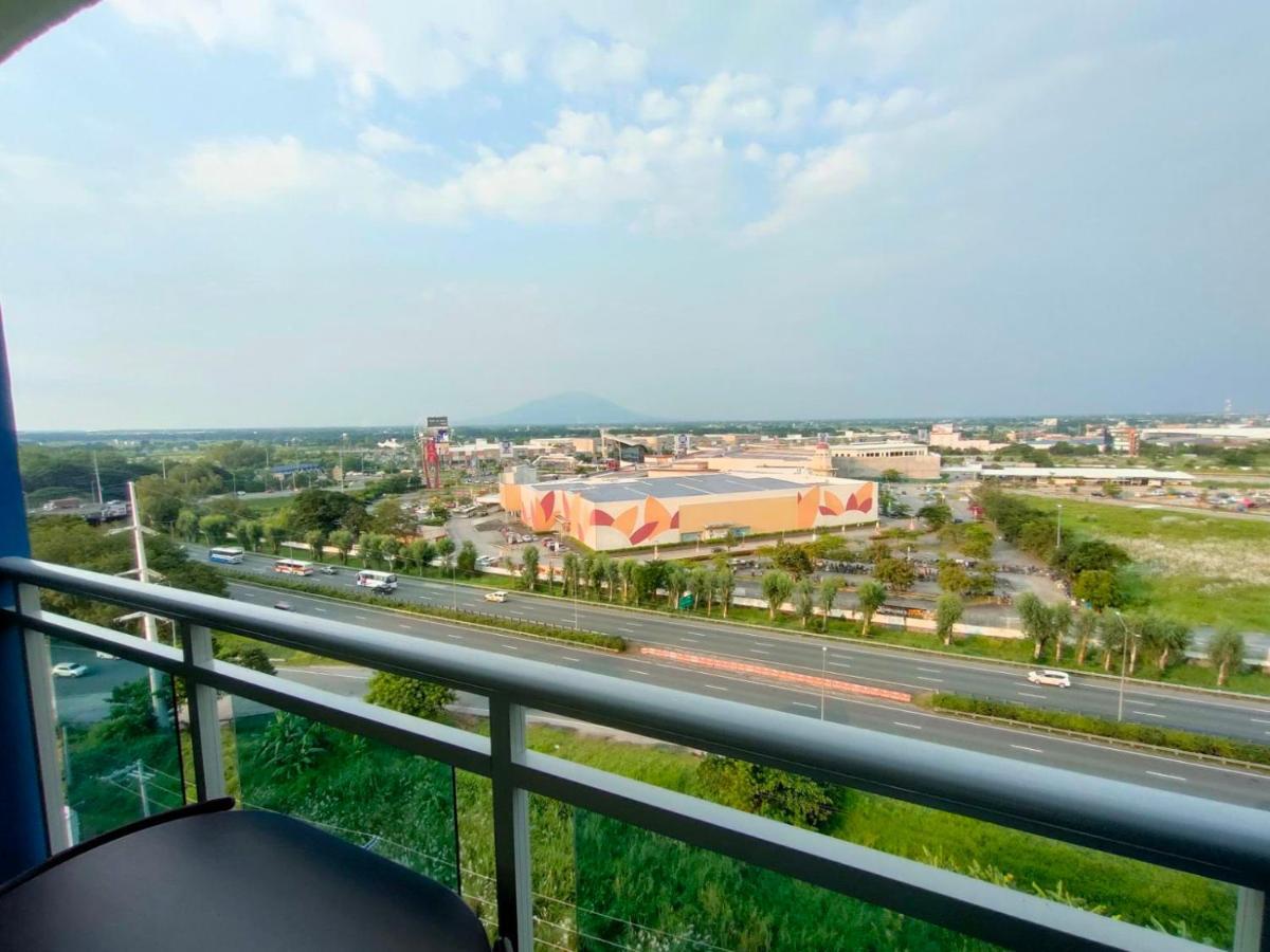 The Aces Crib At Azure North Pampanga Aparthotel Eksteriør bilde
