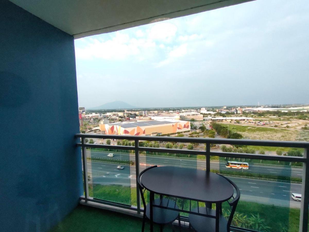 The Aces Crib At Azure North Pampanga Aparthotel Eksteriør bilde